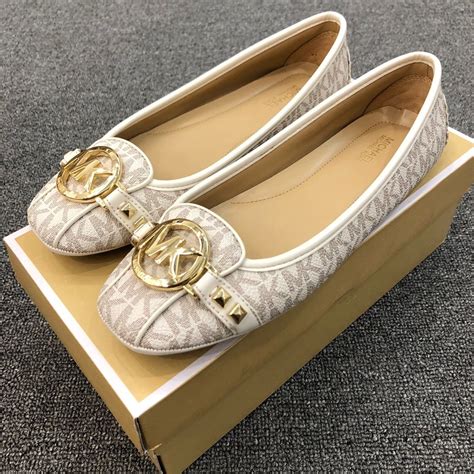 michael kors fulton flats vanilla